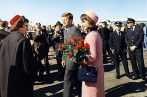 I Kennedy arrivano a Dallas, Cecil Stoughton's White House Photographs, NARA
